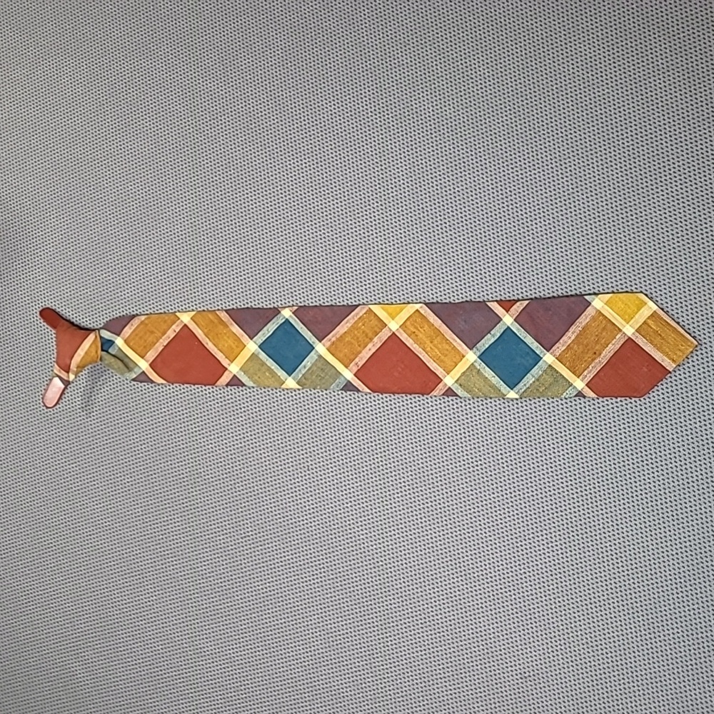 19" Multi Color Plaid Clip On Necktie